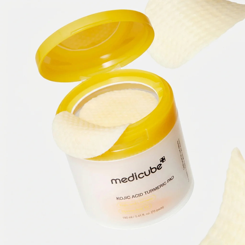MEDICUBE Kojic Acid Turmeric Pad veido padeliai